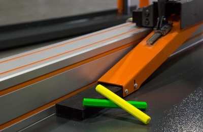 TigerSaw1000 Features Crayon Marking Push Feed System