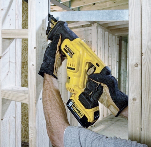 DEWALT Launches 20V MAX* Lithium Ion Compact Reciprocating Saw