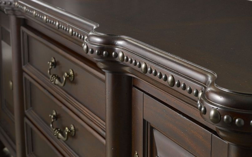 Nailhead Trim Is Top Home Furnishings Accent for 2013