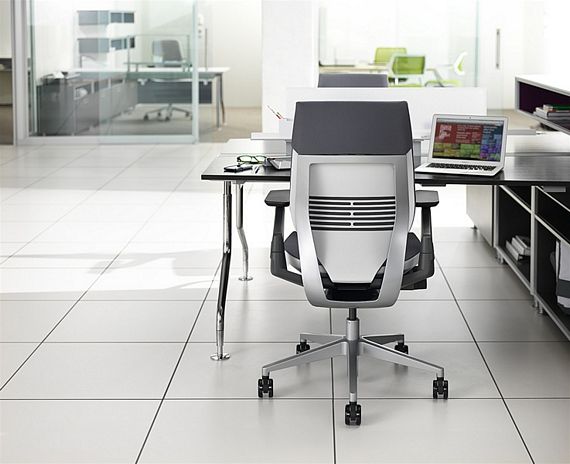 Steelcase Says U.S. Market Share Climbs, Net Income Doubles