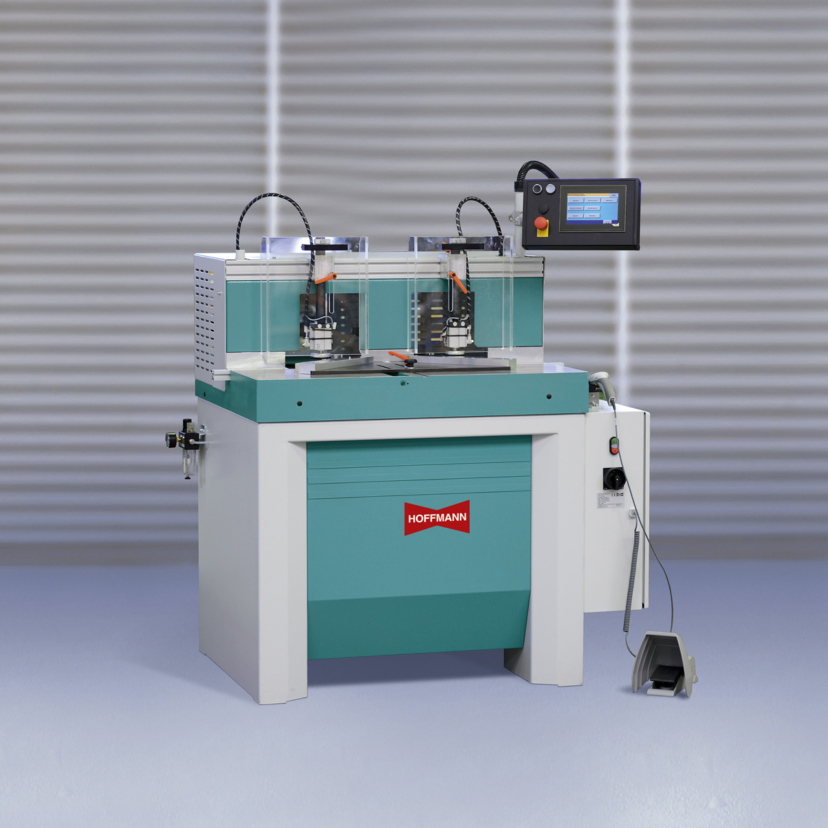 Hoffmann-PP2-NCF-routing-machine.jpg Hoffmann-PP2-NCF-routing-machine.jpg